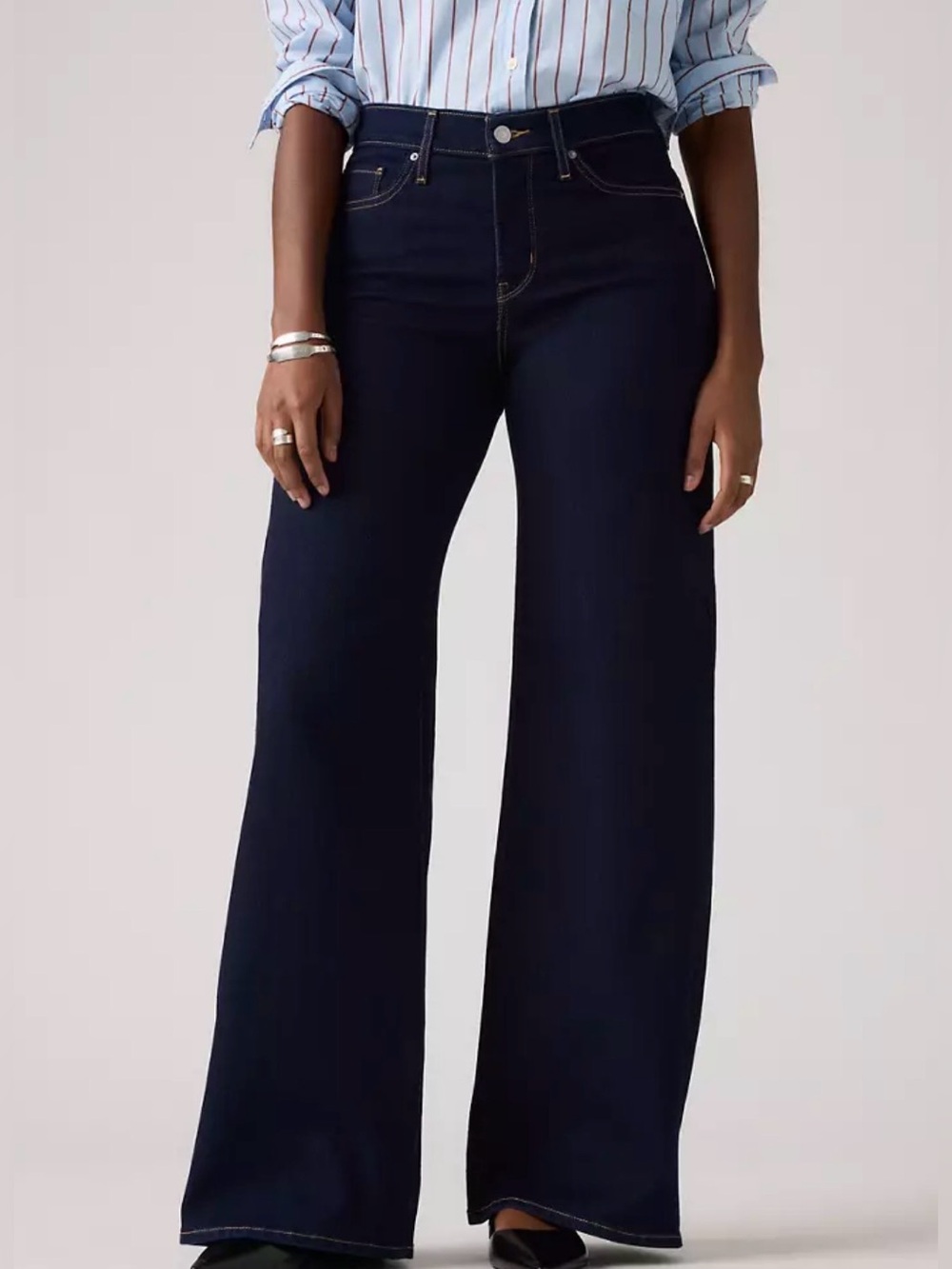 Levi's Dark Shaping Wide-Leg Jeans